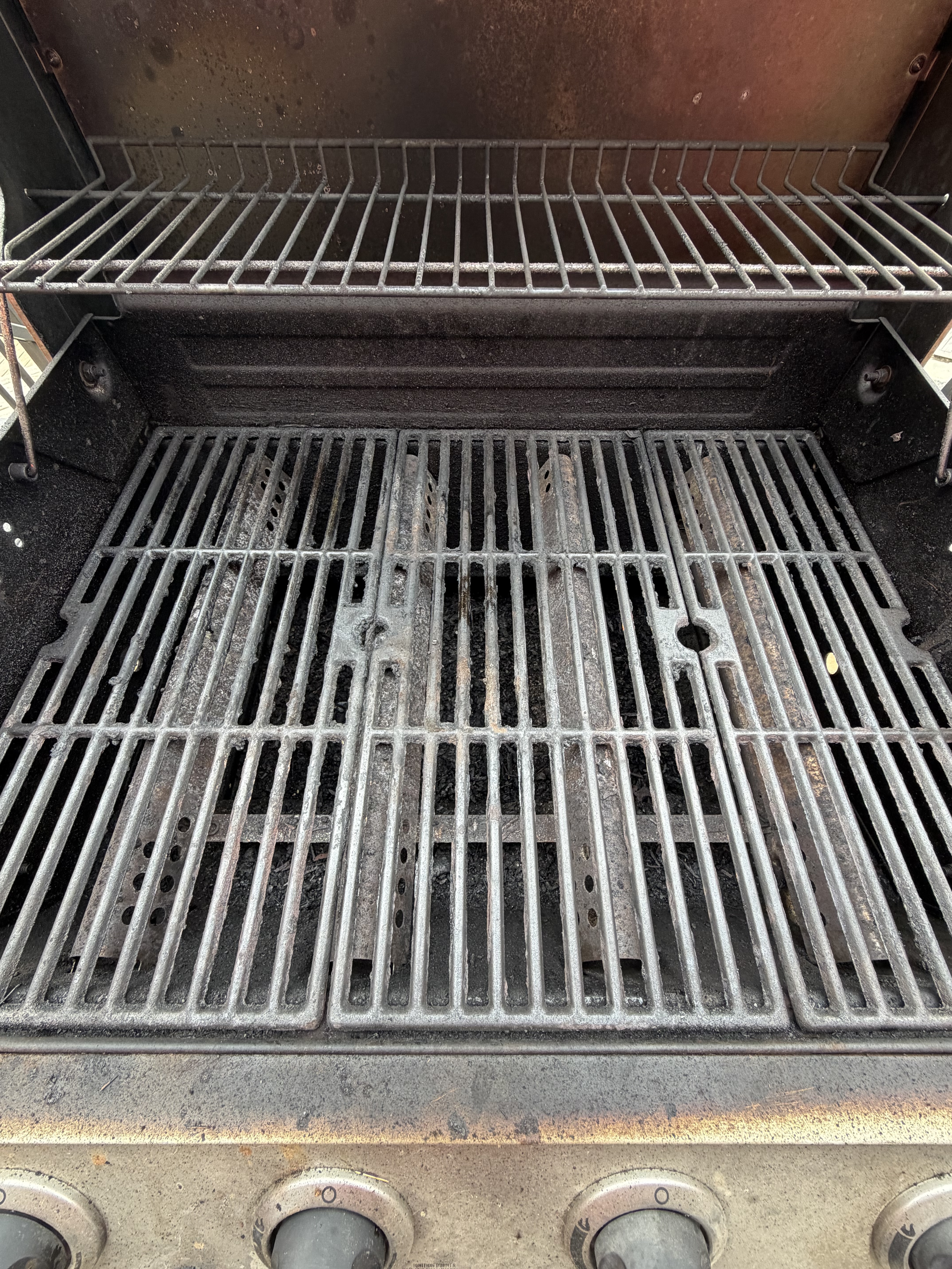 Dirty BBQ grates before cleaning